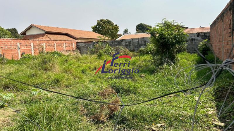 Terreno à venda no bairro Jardim Aeroporto, Guaratingueta