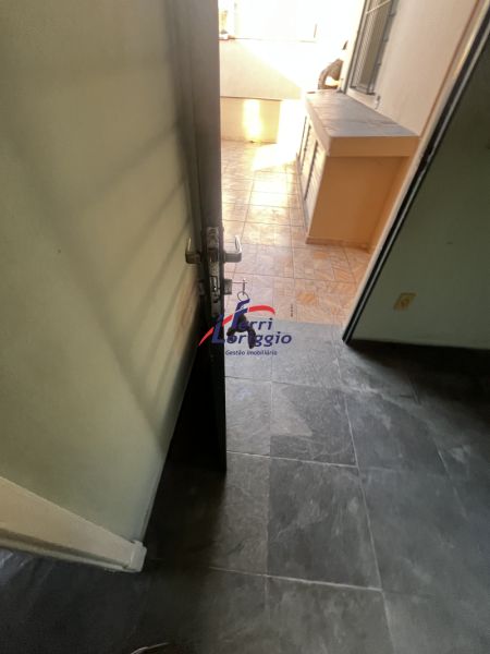 Casa com 5 quartos e 3 banheiros à venda no bairro Santa Rita, Guaratingueta