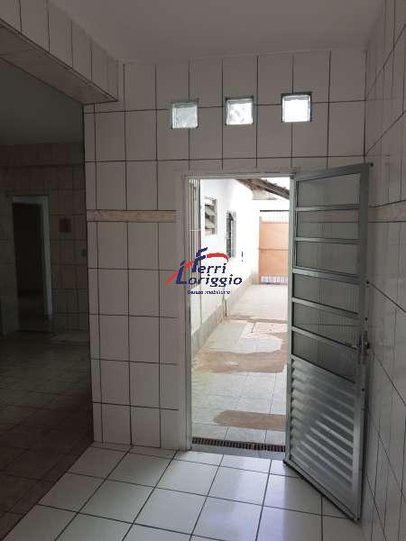 Casa com 4 quartos e 3 banheiros à venda no bairro Parque Sao Francisco Iii, Guaratingueta