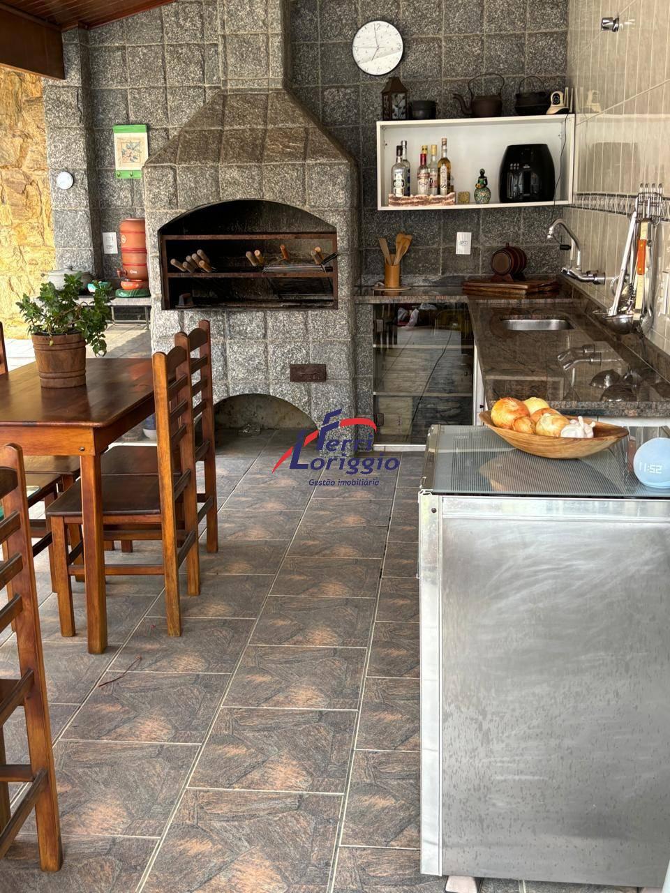 Sobrado Residencial com 4 banheiros à venda no bairro Portal das Colinas, Guaratingueta