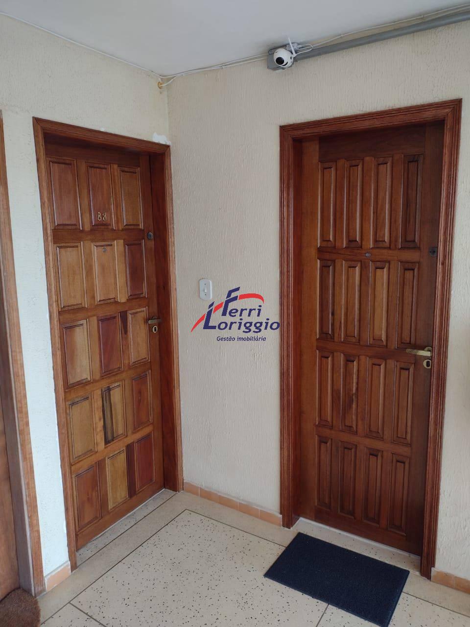 Apartamento com 3 quartos e 2 banheiros à venda no bairro Centro, Guaratingueta