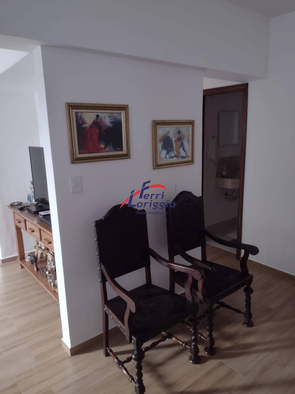 Apartamento com 3 quartos e 2 banheiros à venda no bairro Centro, Guaratingueta