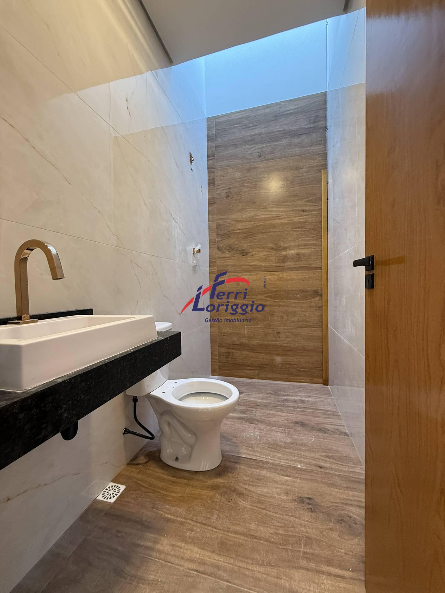 Casa com 2 quartos e 2 banheiros à venda no bairro Pingo de Ouro, Guaratingueta