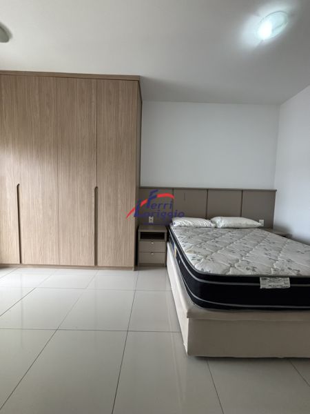 Apartamento com 2 quartos e 2 banheiros à venda no bairro Jardim Coelho Neto, Guaratingueta
