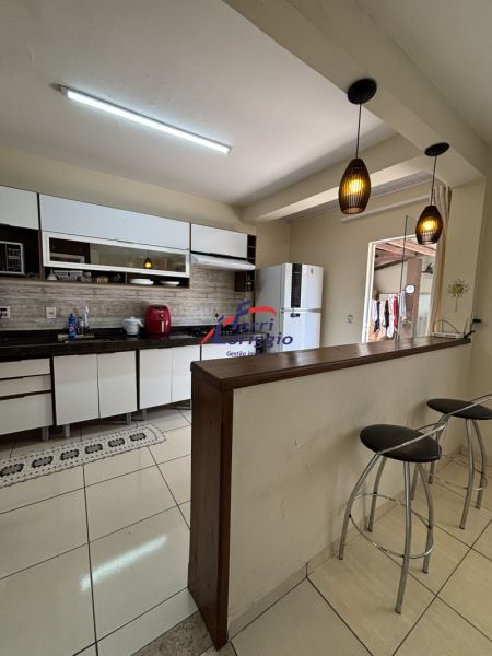 Casa com 2 quartos e 2 banheiros à venda no bairro Centro, Guaratingueta