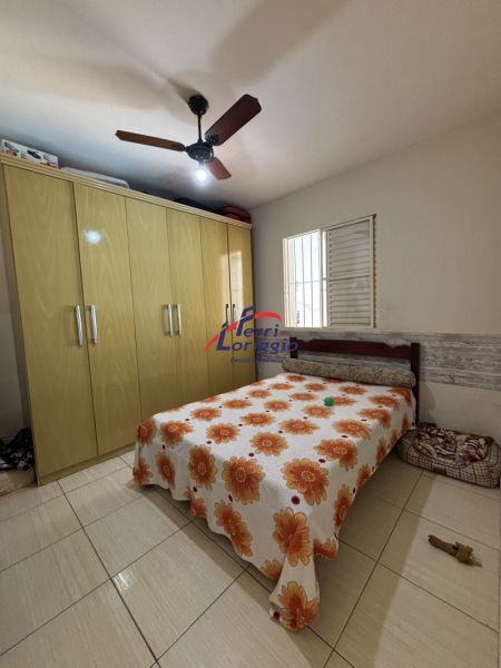 Casa com 2 quartos e 2 banheiros à venda no bairro Centro, Guaratingueta