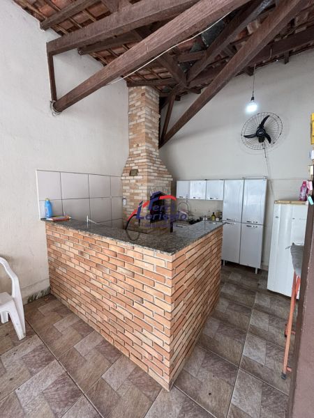 Casa com 2 quartos e 2 banheiros à venda no bairro Centro, Guaratingueta
