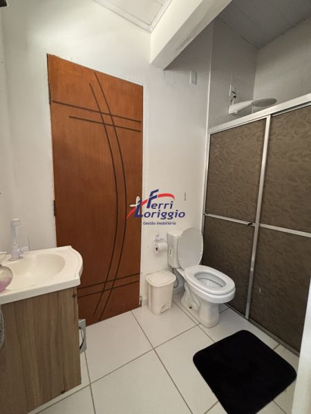 Casa com 2 quartos e 2 banheiros à venda no bairro Centro, Guaratingueta