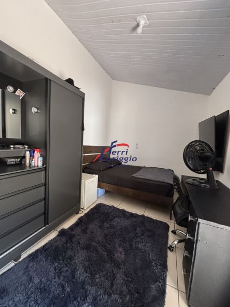 Casa com 2 quartos e 2 banheiros à venda no bairro Centro, Guaratingueta