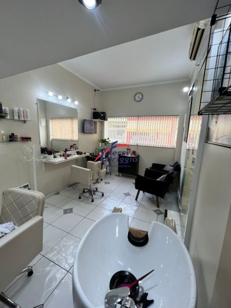 Sobrado Residencial com 3 quartos e 3 banheiros à venda no bairro Centro, Guaratingueta