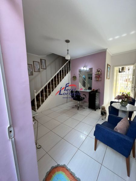 Sobrado Residencial com 3 quartos e 3 banheiros à venda no bairro Centro, Guaratingueta
