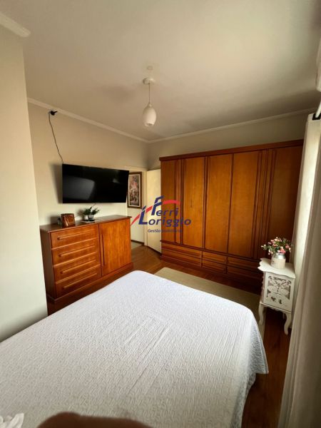 Sobrado Residencial com 3 quartos e 3 banheiros à venda no bairro Centro, Guaratingueta