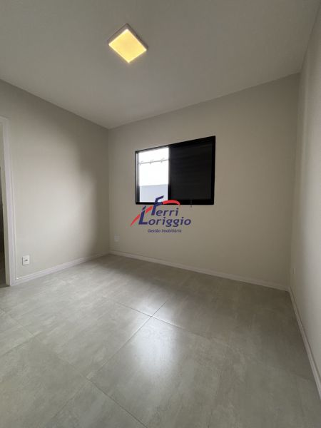 Casa com 2 quartos e 4 banheiros à venda no bairro Village Santana, Guaratingueta