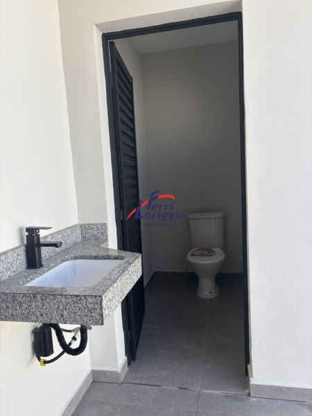 Casa com 2 quartos e 4 banheiros à venda no bairro Village Santana, Guaratingueta
