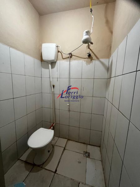 Casa com 2 quartos e 1 banheiro à venda no bairro Engenheiro Neiva, Guaratingueta