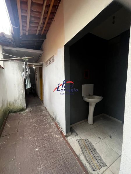 Casa com 2 quartos e 1 banheiro à venda no bairro Engenheiro Neiva, Guaratingueta