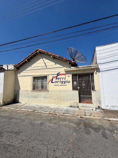 Casa com 3 quartos e 1 banheiro à venda no bairro Sao Benedito, Guaratingueta