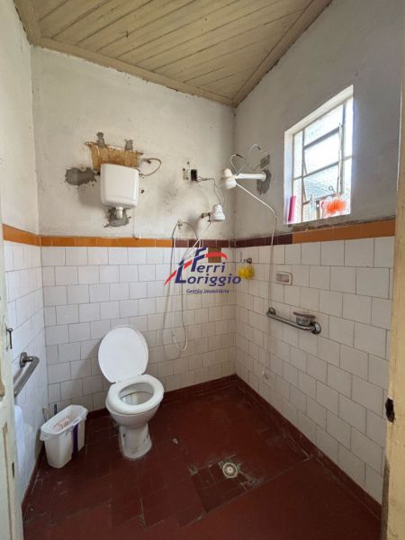 Casa com 3 quartos e 1 banheiro à venda no bairro Sao Benedito, Guaratingueta