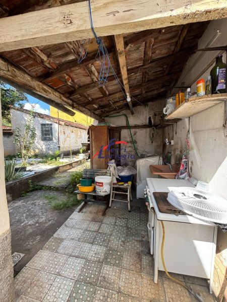 Casa com 3 quartos e 1 banheiro à venda no bairro Sao Benedito, Guaratingueta