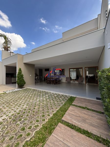 Casa com 4 quartos e 5 banheiros à venda no bairro Parque das Alamedas, Guaratingueta