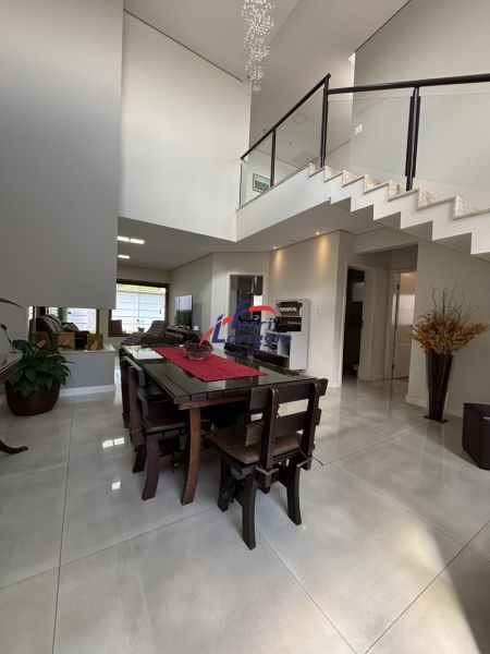 Casa com 4 quartos e 5 banheiros à venda no bairro Parque das Alamedas, Guaratingueta