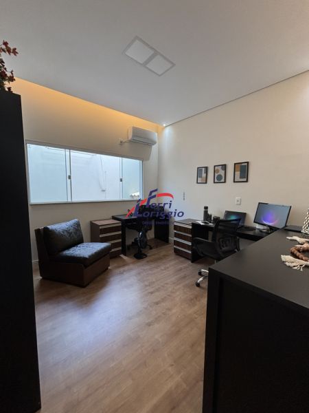 Casa com 4 quartos e 5 banheiros à venda no bairro Parque das Alamedas, Guaratingueta