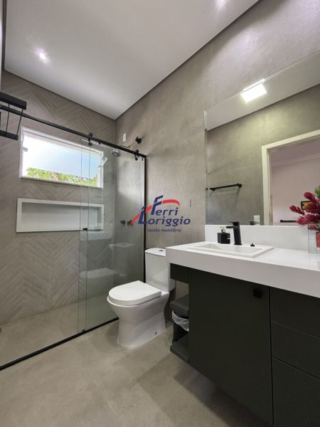 Casa com 4 quartos e 5 banheiros à venda no bairro Parque das Alamedas, Guaratingueta
