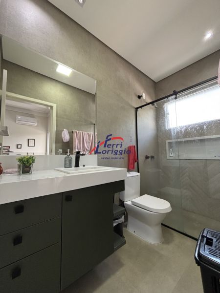 Casa com 4 quartos e 5 banheiros à venda no bairro Parque das Alamedas, Guaratingueta