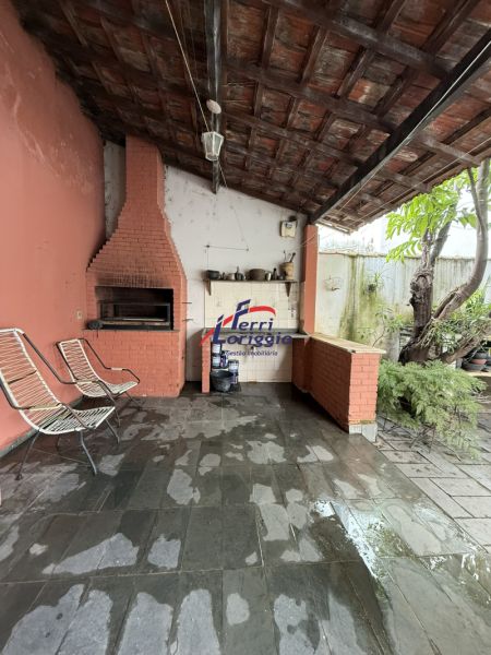 Casa com 3 quartos e 2 banheiros à venda no bairro Nova Guara, Guaratingueta