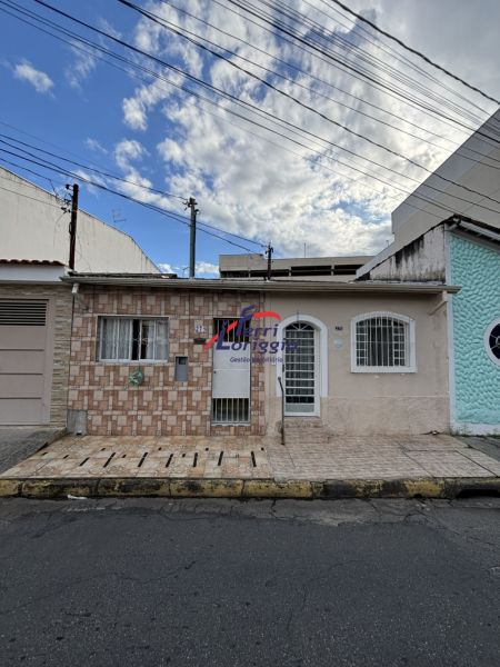 Casa à venda no bairro Campo do Galvao, Guaratingueta