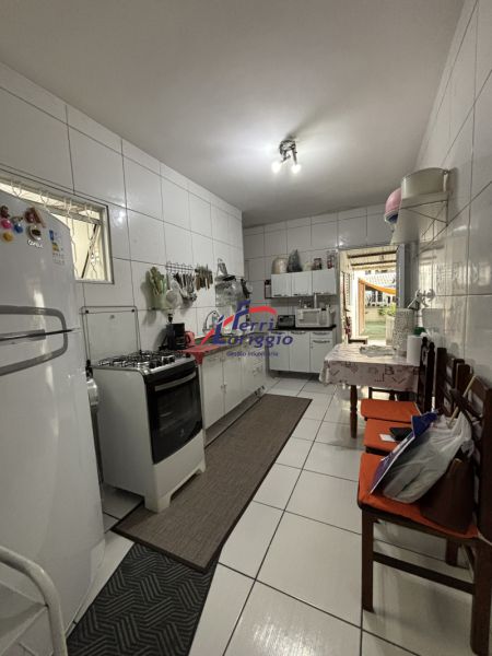 Casa à venda no bairro Campo do Galvao, Guaratingueta