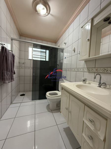 Casa com 3 quartos e 4 banheiros à venda no bairro Village Santana, Guaratingueta