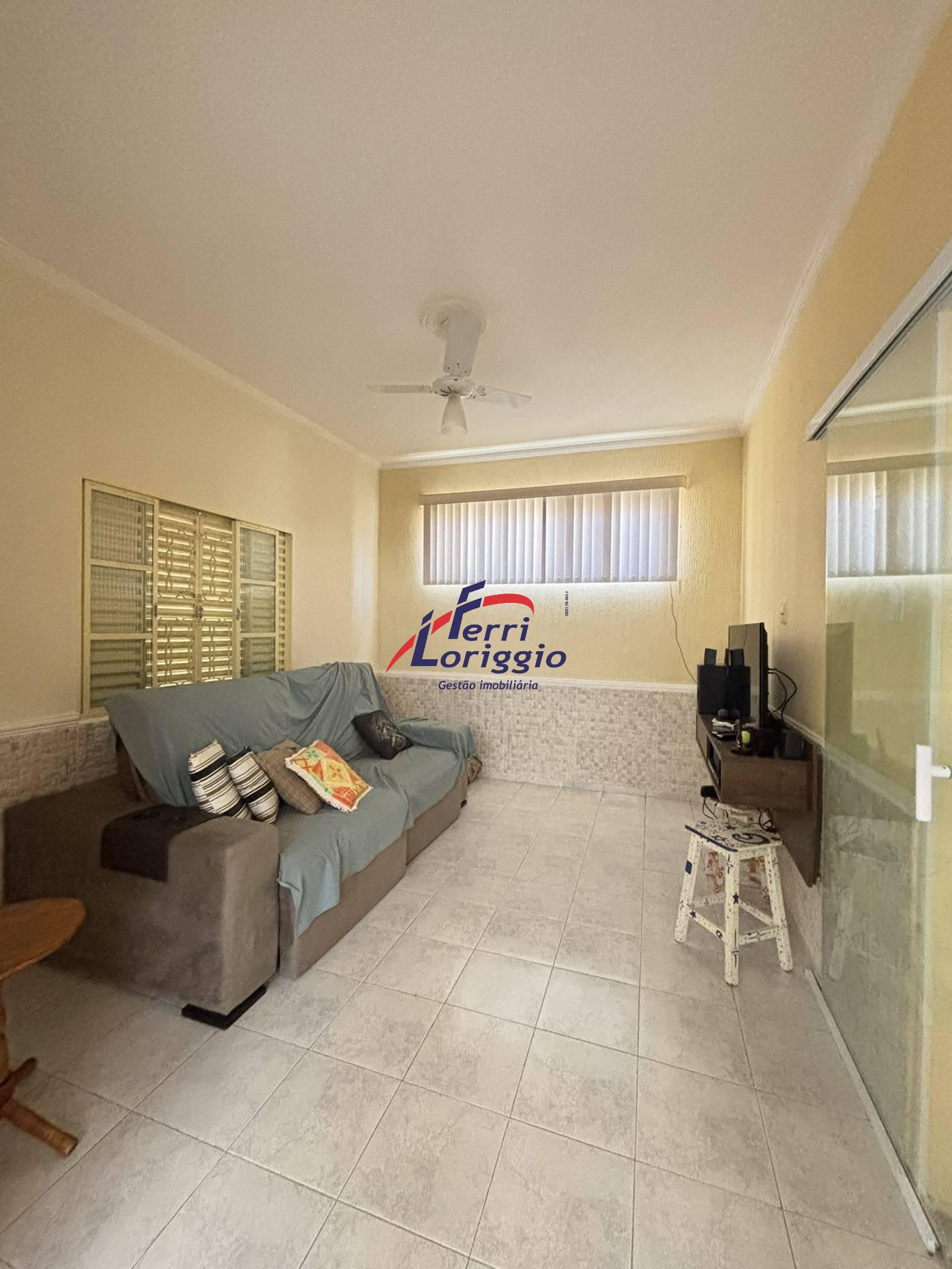 Casa com 4 quartos e 4 banheiros à venda no bairro Pedregulho, Guaratingueta