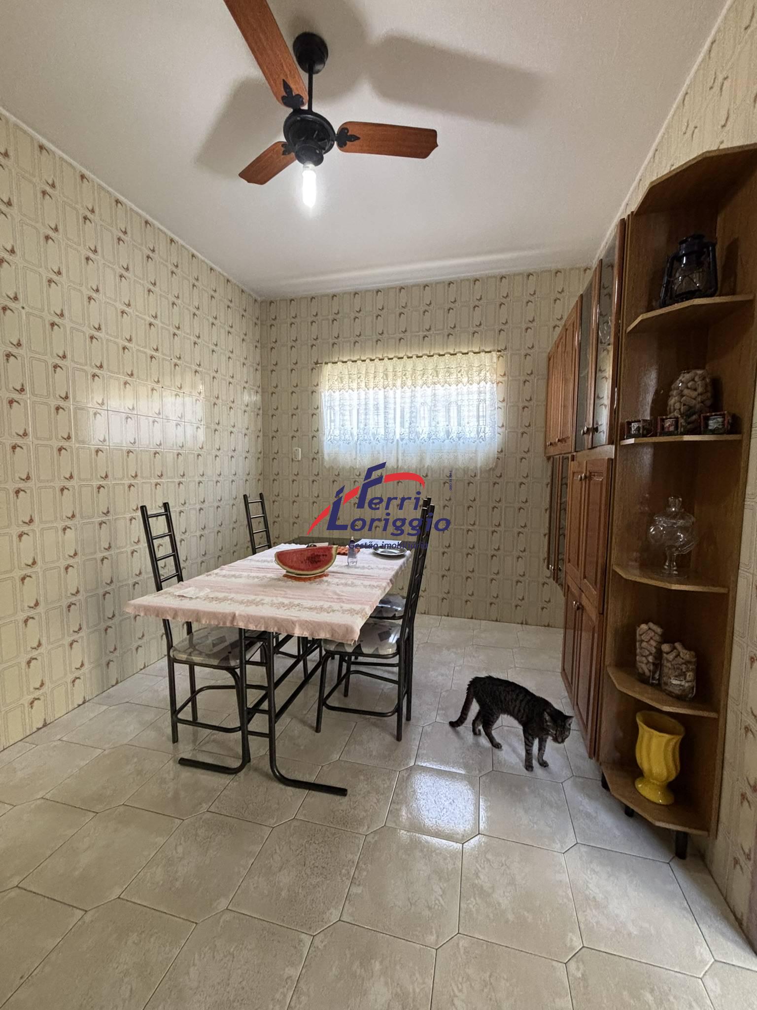 Casa com 4 quartos e 4 banheiros à venda no bairro Pedregulho, Guaratingueta