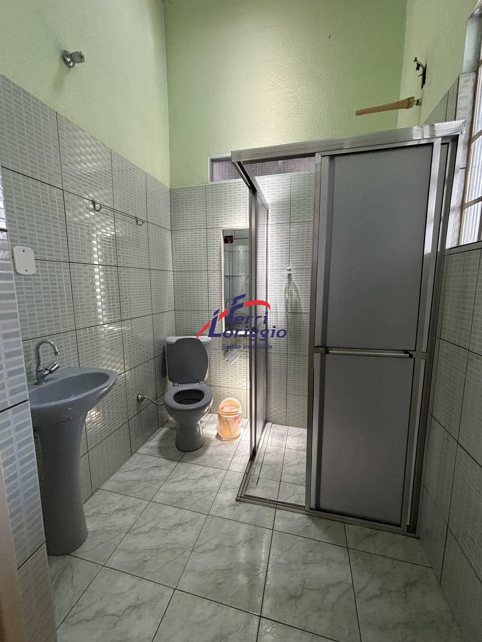 Casa com 4 quartos e 4 banheiros à venda no bairro Pedregulho, Guaratingueta