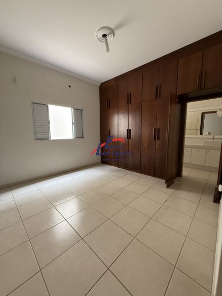 Casa com 3 quartos e 3 banheiros à venda no bairro Portal das Colinas, Guaratingueta