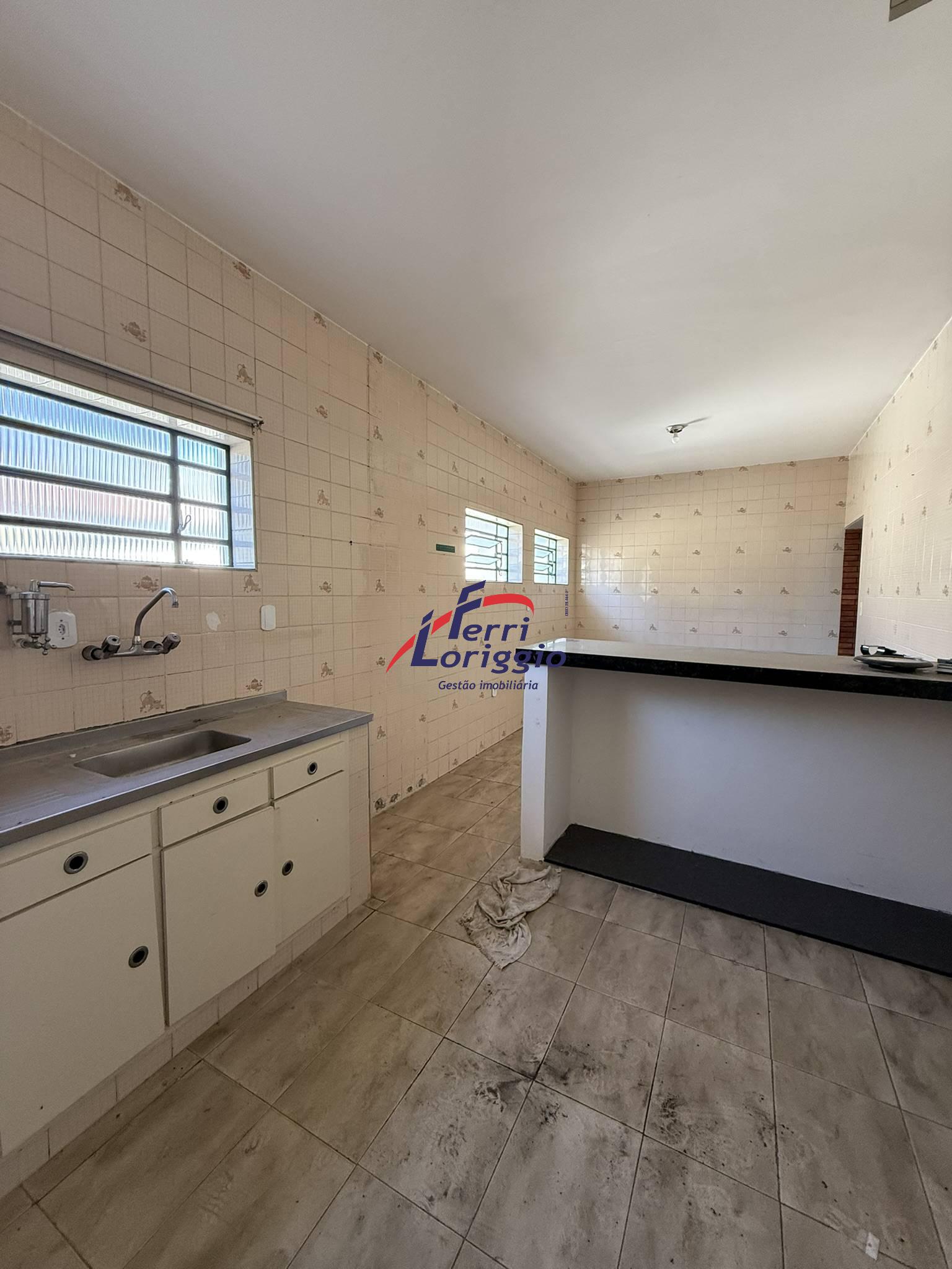 Casa com 3 quartos e 3 banheiros à venda no bairro Pedregulho, Guaratingueta