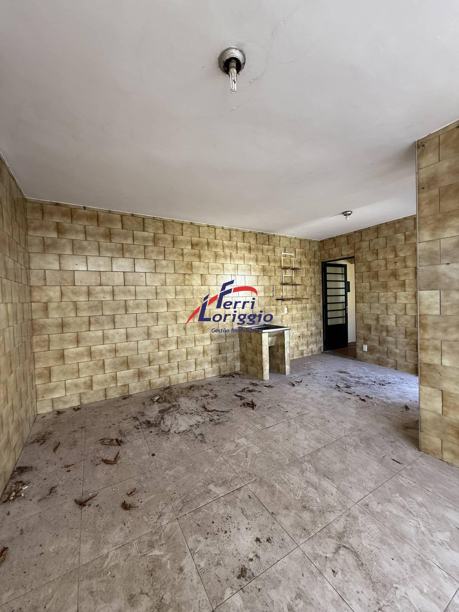 Casa com 3 quartos e 3 banheiros à venda no bairro Pedregulho, Guaratingueta