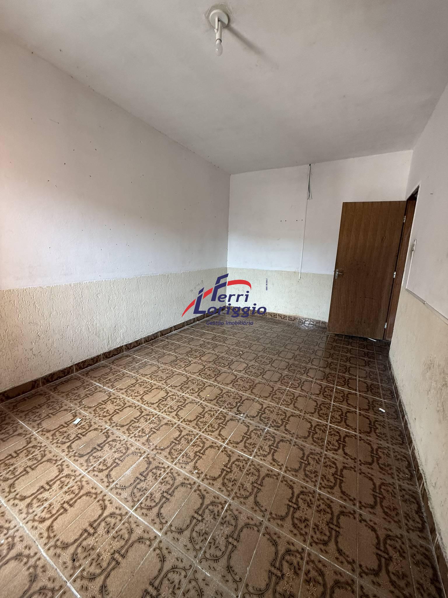 Casa com 2 quartos e 1 banheiro à venda no bairro Parque do Sol, Guaratingueta