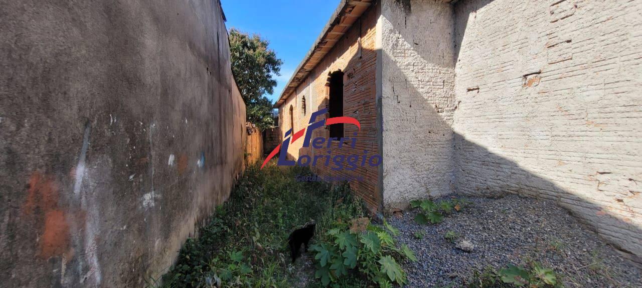 Casa com 3 quartos e 1 banheiro à venda no bairro Santa Luzia, Guaratingueta