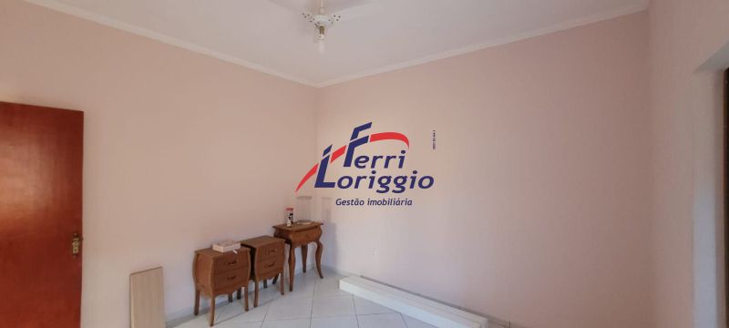 Casa com 3 quartos e 2 banheiros à venda no bairro Jardim Rony, Guaratingueta