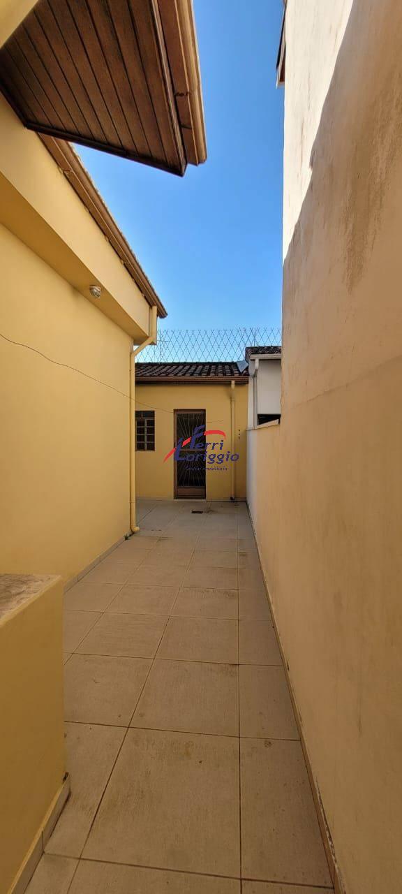 Casa com 3 quartos e 2 banheiros à venda no bairro Jardim Rony, Guaratingueta