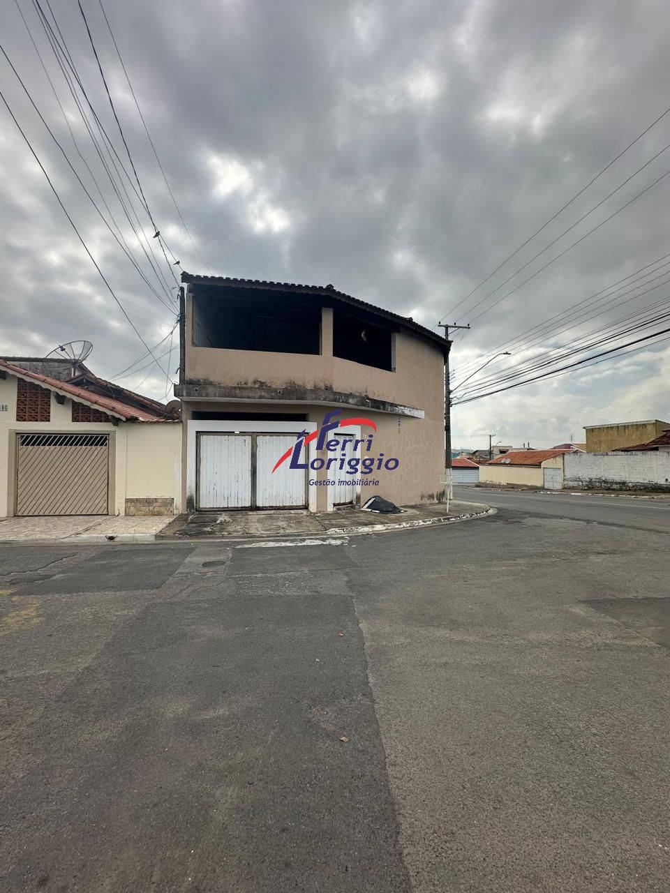 Sobrado Residencial com 4 quartos e 2 banheiros à venda no bairro Vila dos Comerciarios, Guaratingueta