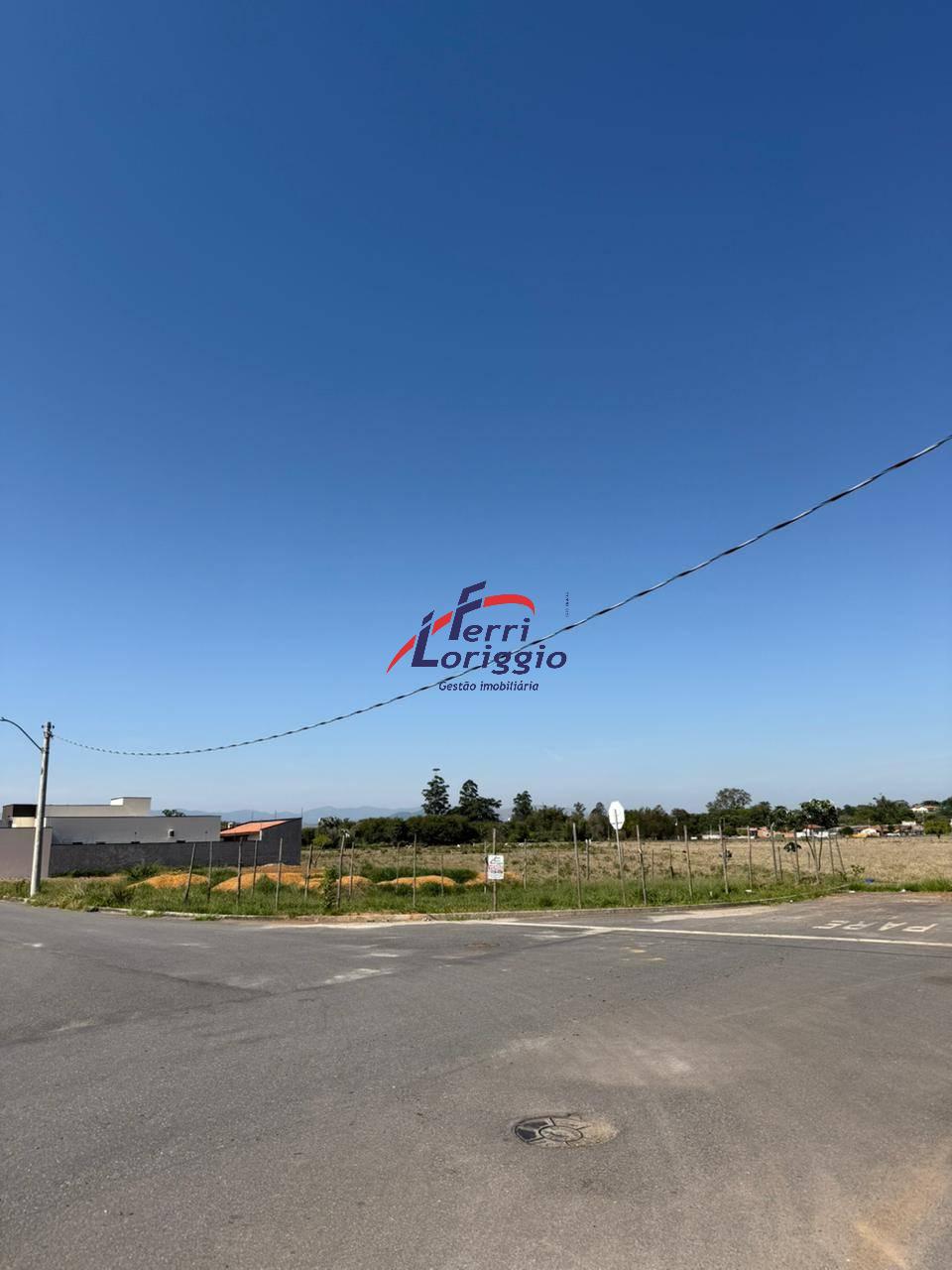 Terreno à venda no bairro Villagio Italian, Guaratingueta