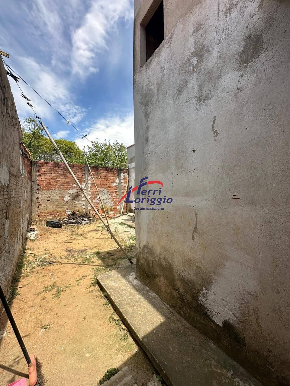 Casa com 3 quartos e 2 banheiros à venda no bairro Parque Santa Clara, Guaratingueta