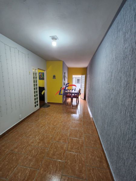 Casa com 2 quartos e 2 banheiros à venda no bairro Sao Benedito, Guaratingueta