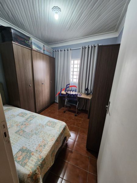 Casa com 2 quartos e 2 banheiros à venda no bairro Sao Benedito, Guaratingueta