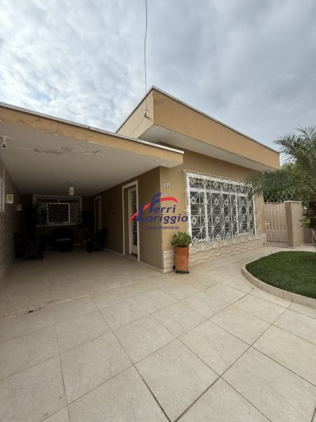 Casa com 3 quartos e 2 banheiros à venda no bairro Pedregulho, Guaratingueta