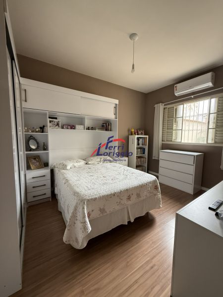 Casa com 3 quartos e 2 banheiros à venda no bairro Pedregulho, Guaratingueta