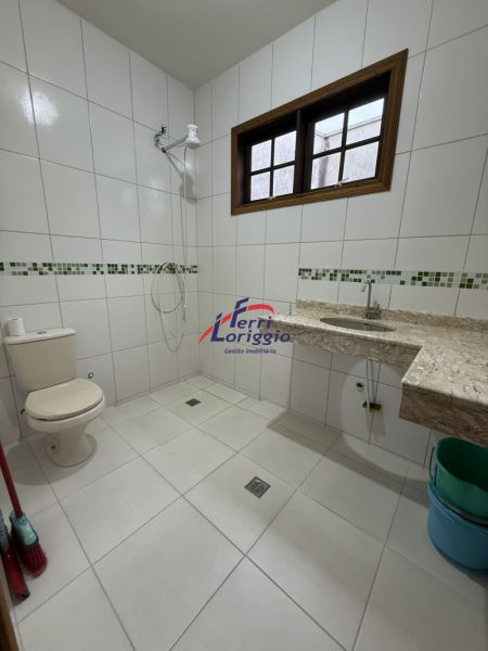 Casa com 3 quartos e 2 banheiros à venda no bairro Jardim Rony, Guaratingueta